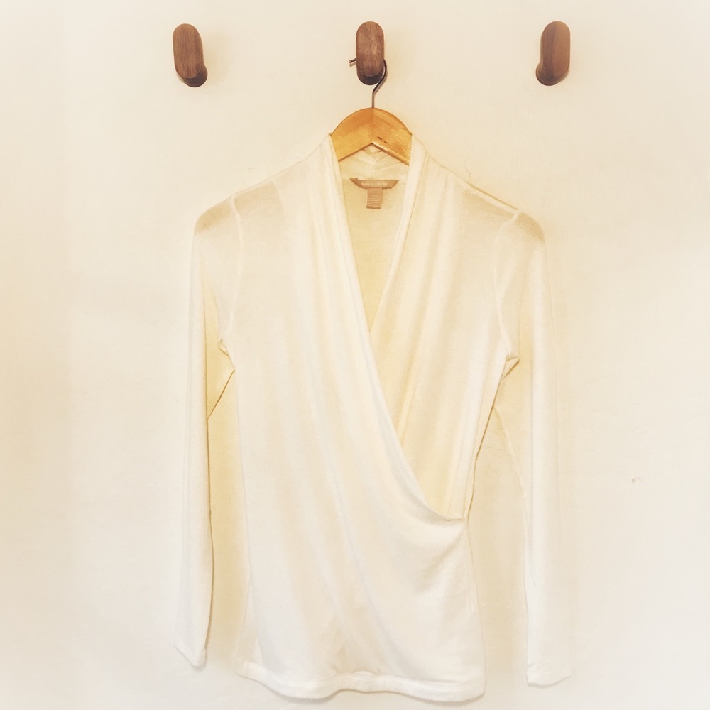 DONATED Banana Republic Winter White Shawl Collar Top | XS